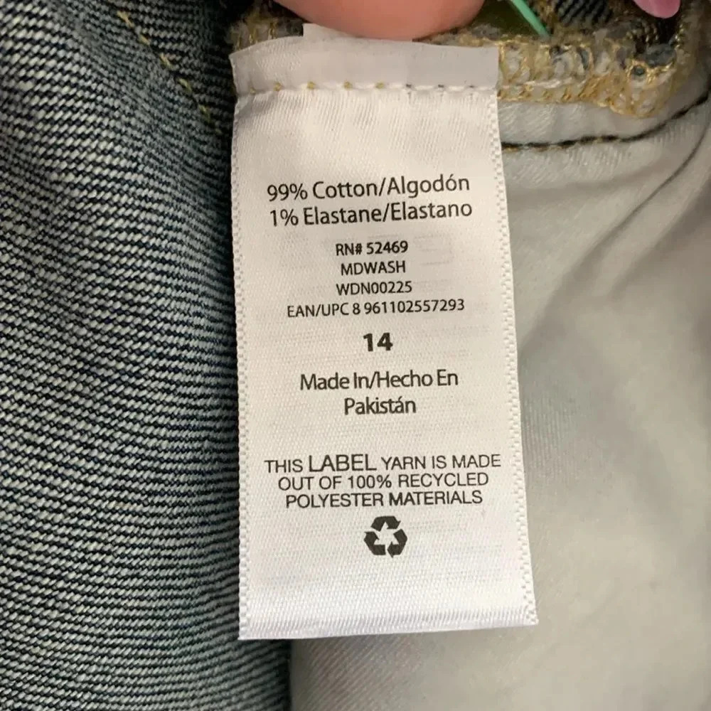 Free Assembly Distressed High Rise Straight Jeans - Picture 5 of 6